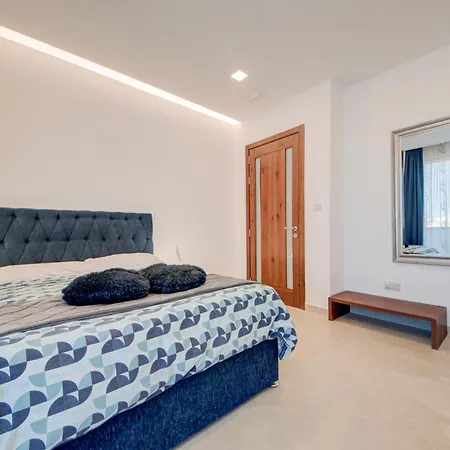 St Julians Διαμέρισμα *
