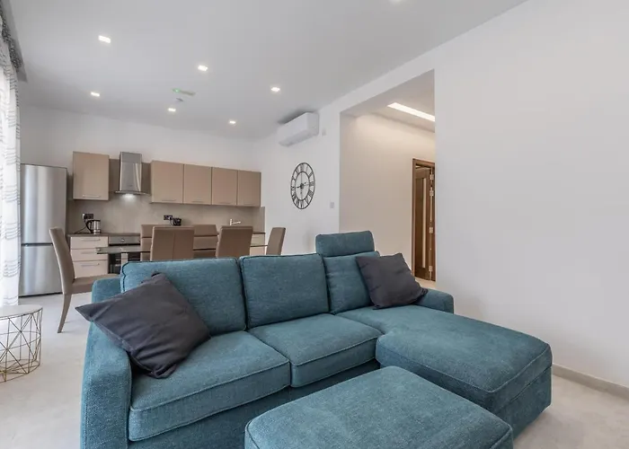 St Julians * St. Julian's