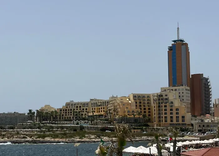 St Julians Lägenhet